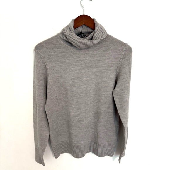 French Connection Turtleneck - Picture 1 of 5